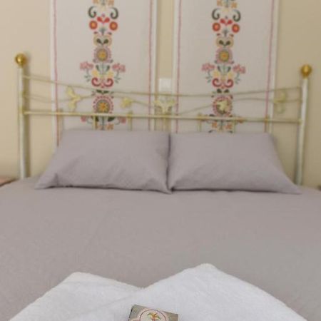 Oisyra Boutique Suites Ermoúpoli Extérieur photo