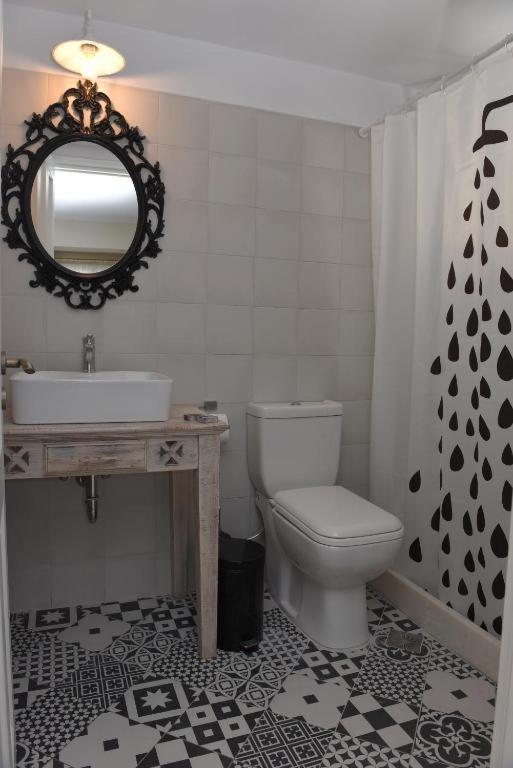 Oisyra Boutique Suites Ermoúpoli Extérieur photo