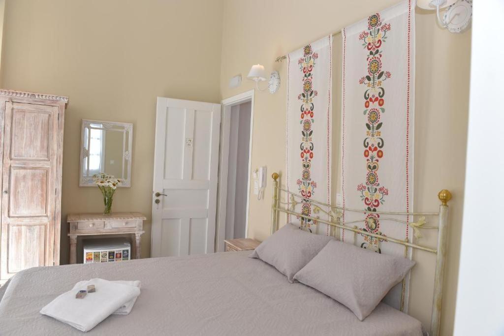 Oisyra Boutique Suites Ermoúpoli Extérieur photo